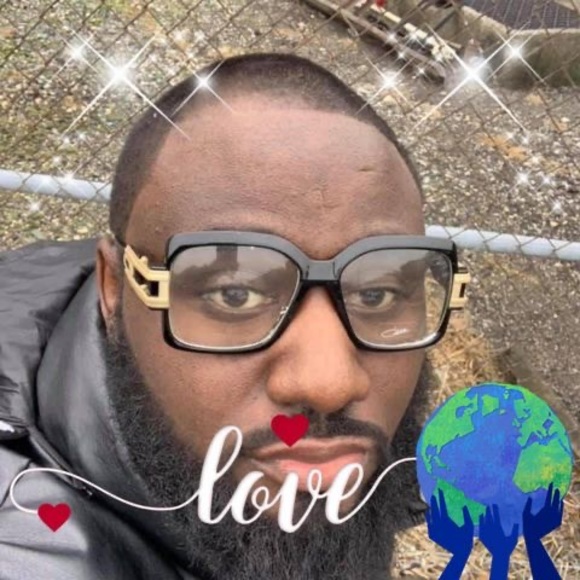 Meet your Posher, Renee - Picture 1 of 1